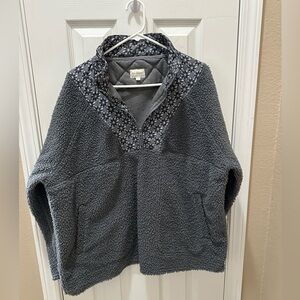 Vera Bradley Grey Charcoal Floral Sherpa
Teddy Quarterzip Pullover size XL
